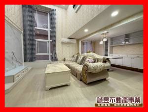 誠昱/家樂福旁歐風雙車四房美宅